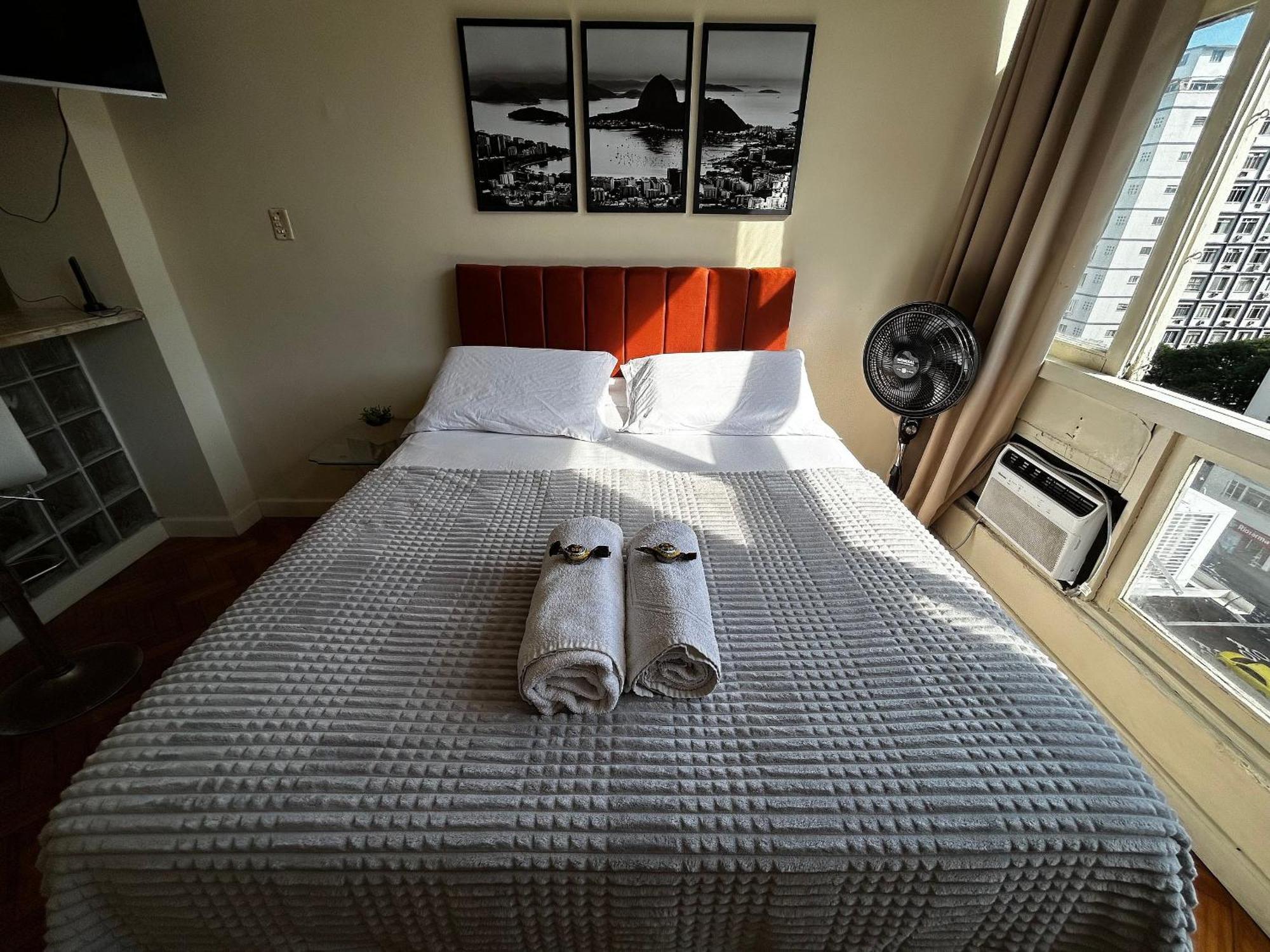 Apartamento Em Copacabana Com Vista Lateral Do Mar - Rio de Janeiro — Photos 1